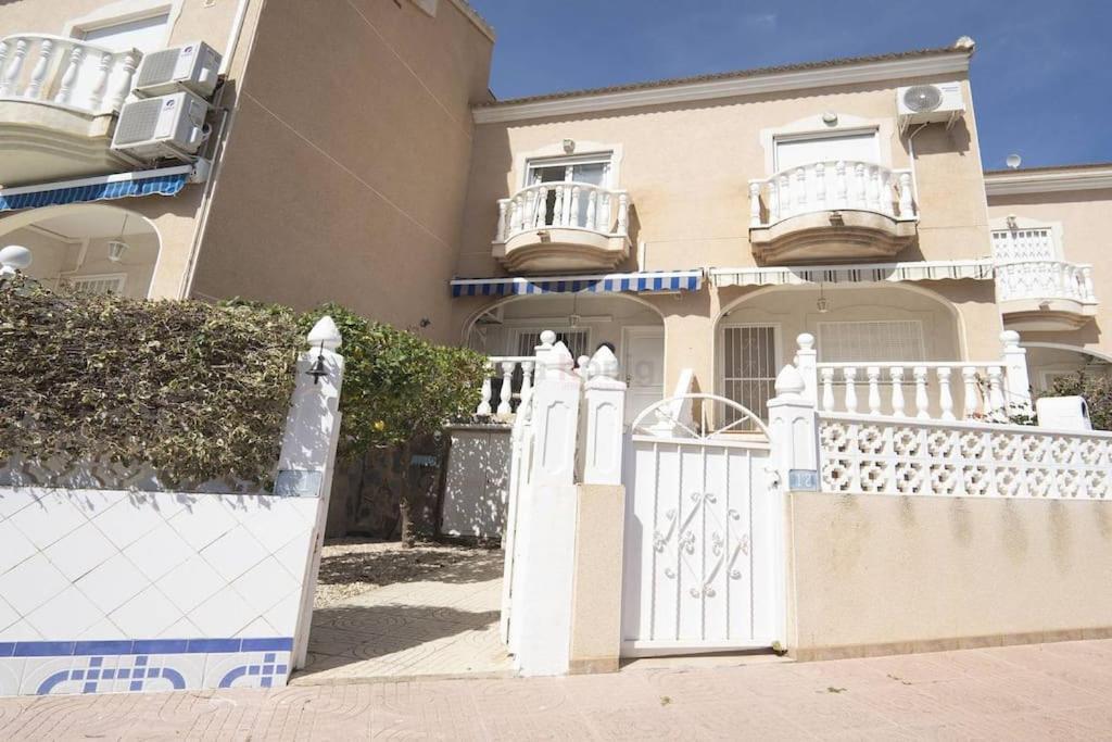 The Triana Townhouse Ciudad Quesada Exterior foto